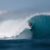 Серфер на волне — иллюстрация к новости о US Open of Surfing 2026
