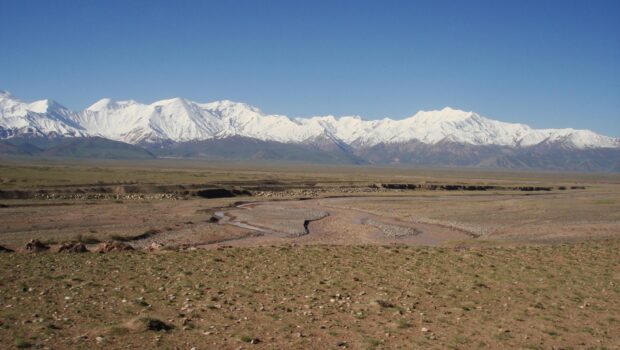 Алайская долина и Заалайский хребет, Памир